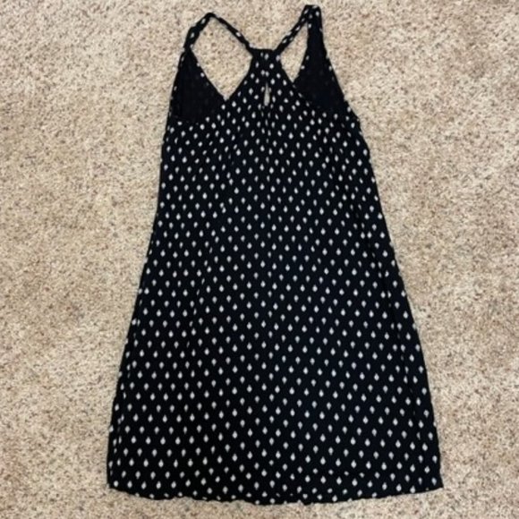 Old Navy Black with White Keyhole Racerback Sundress – S Petite - Picture 3 of 9